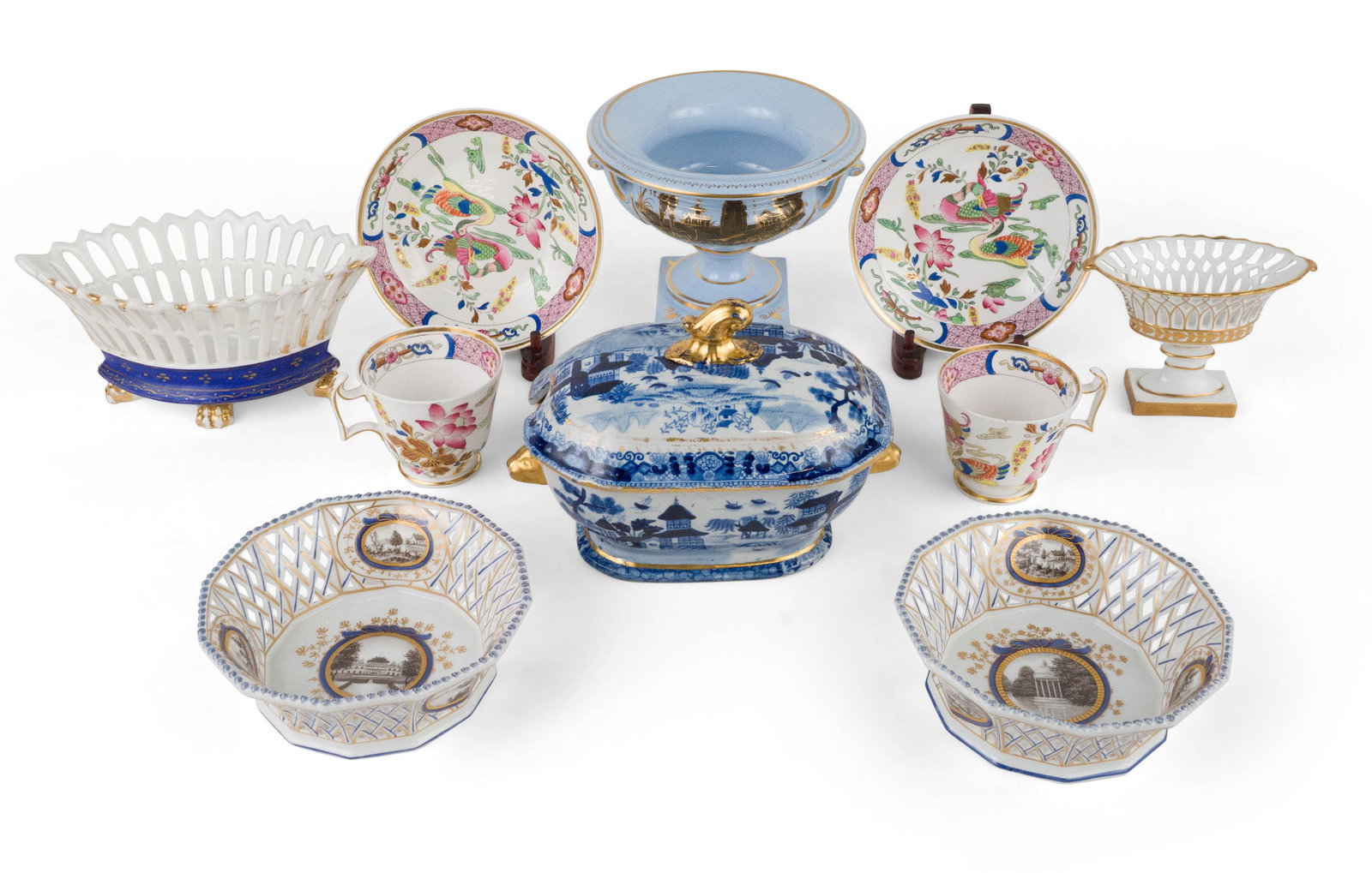 Group of Assorted Porcelain Table Articles (1 of 12)