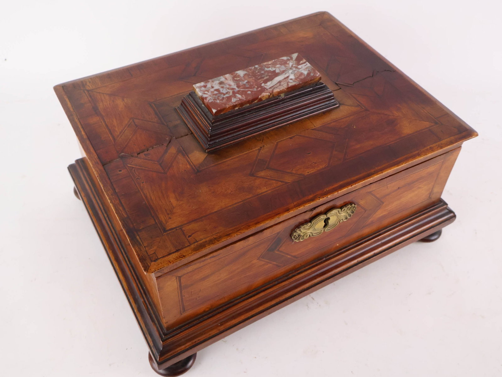Continental Inlaid Walnut Document Box - 7