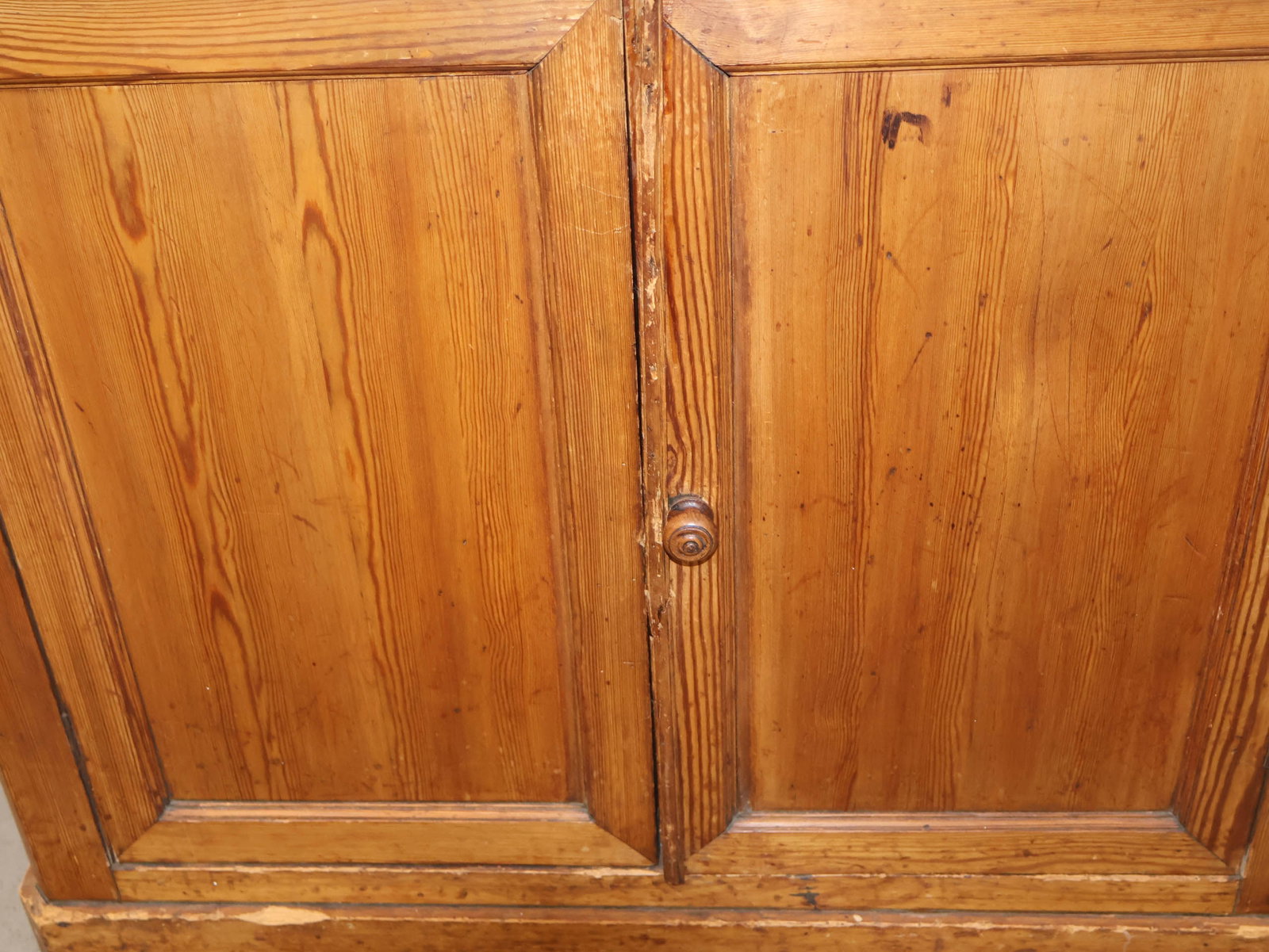 French Provincial Pine Step Back Cabinet - 11