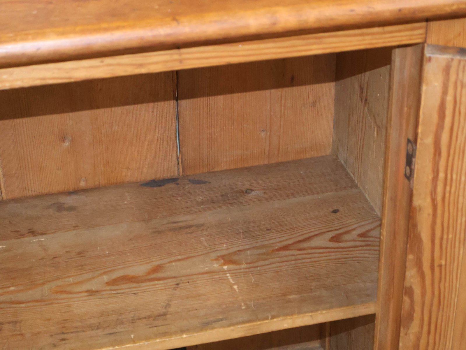 French Provincial Pine Step Back Cabinet - 14