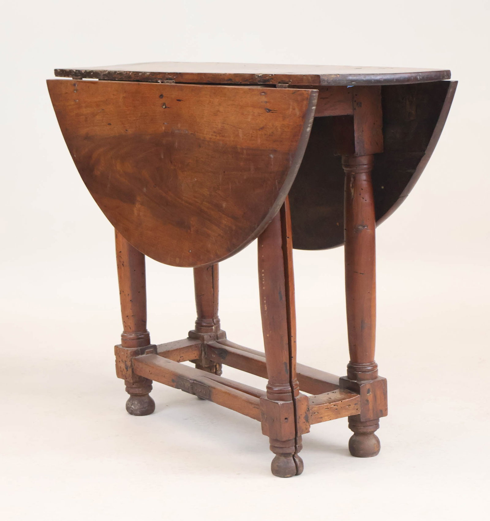 Baroque Oak Gate-Leg Drop Leaf Table - 2