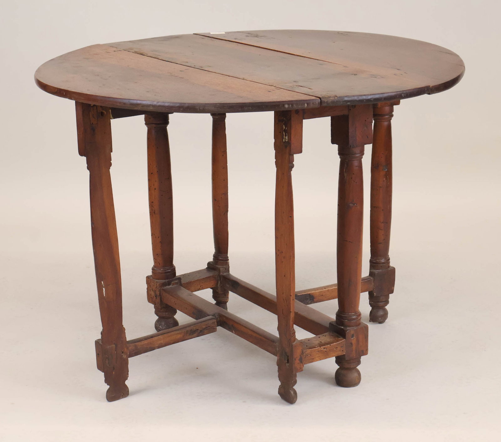 Baroque Oak Gate-Leg Drop Leaf Table - 7