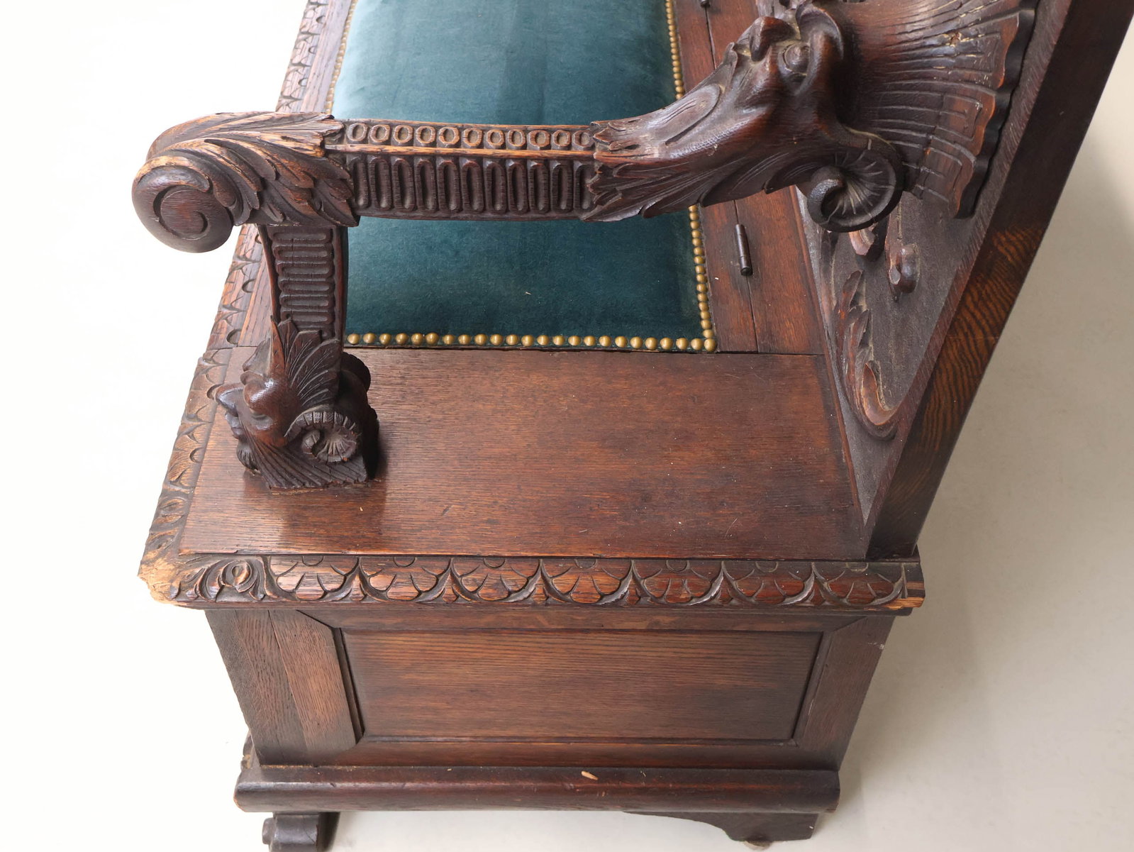Baroque Style Carved Oak Settee - 18