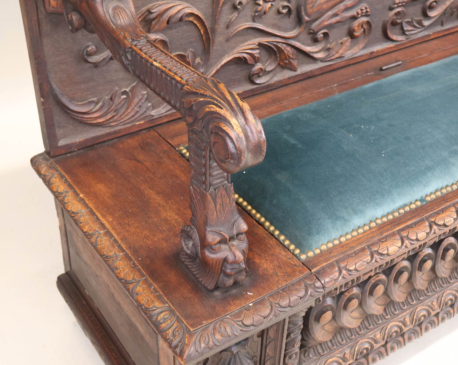 Baroque Style Carved Oak Settee - 4