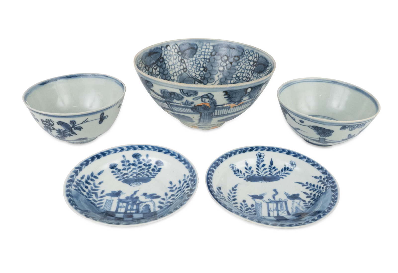 Five Chinese Blue and White Bowls and Plates (1 of 12)