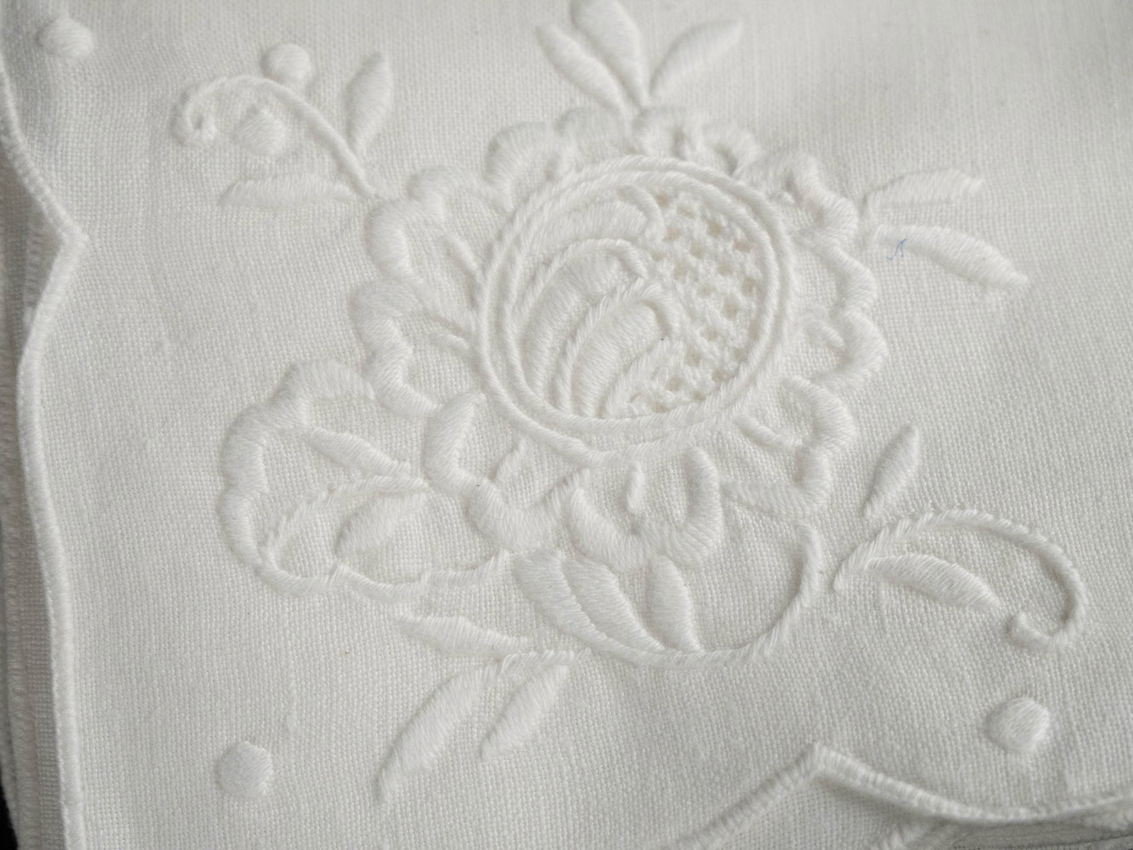 Group of Assorted Linens - 4