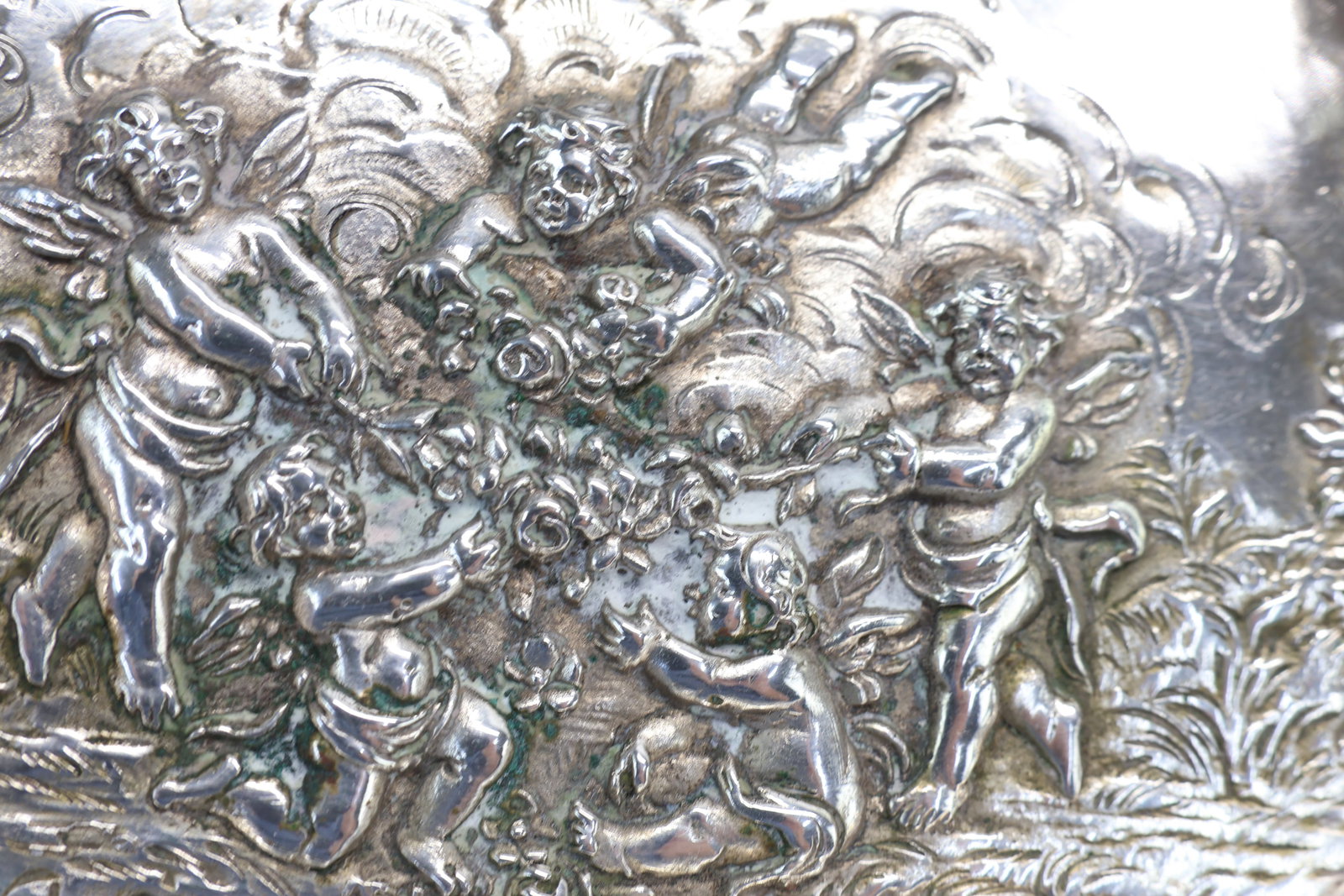 German 800 Silver Repousse Pierced Openwork Bow - 7
