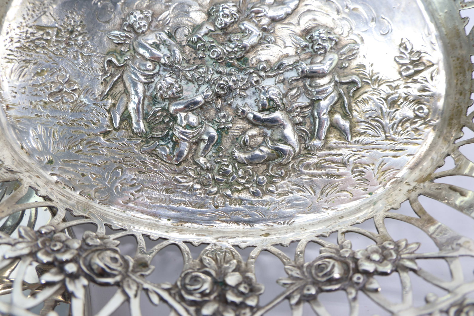 German 800 Silver Repousse Pierced Openwork Bow - 8