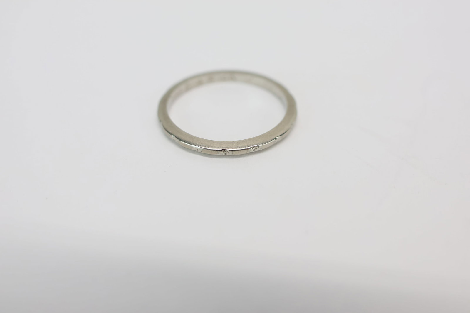 18K White Gold Vintage Wedding Band (1 of 5)