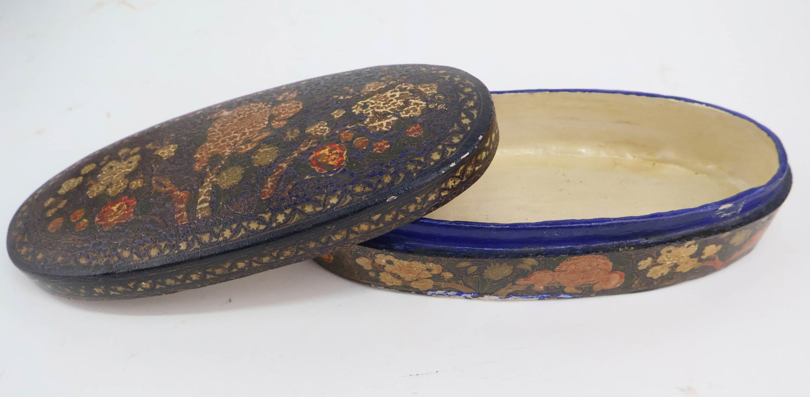 Two Painted Lacquer Boxes - 11