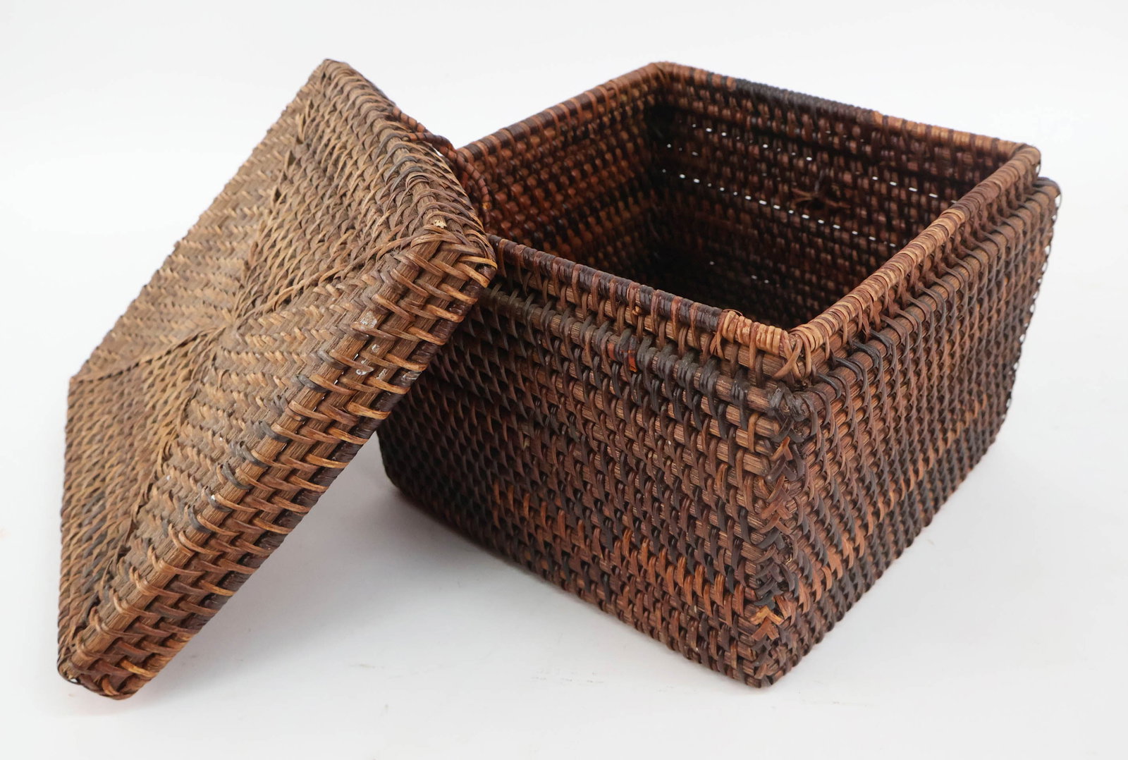 Two Painted Lacquer Boxes - 14