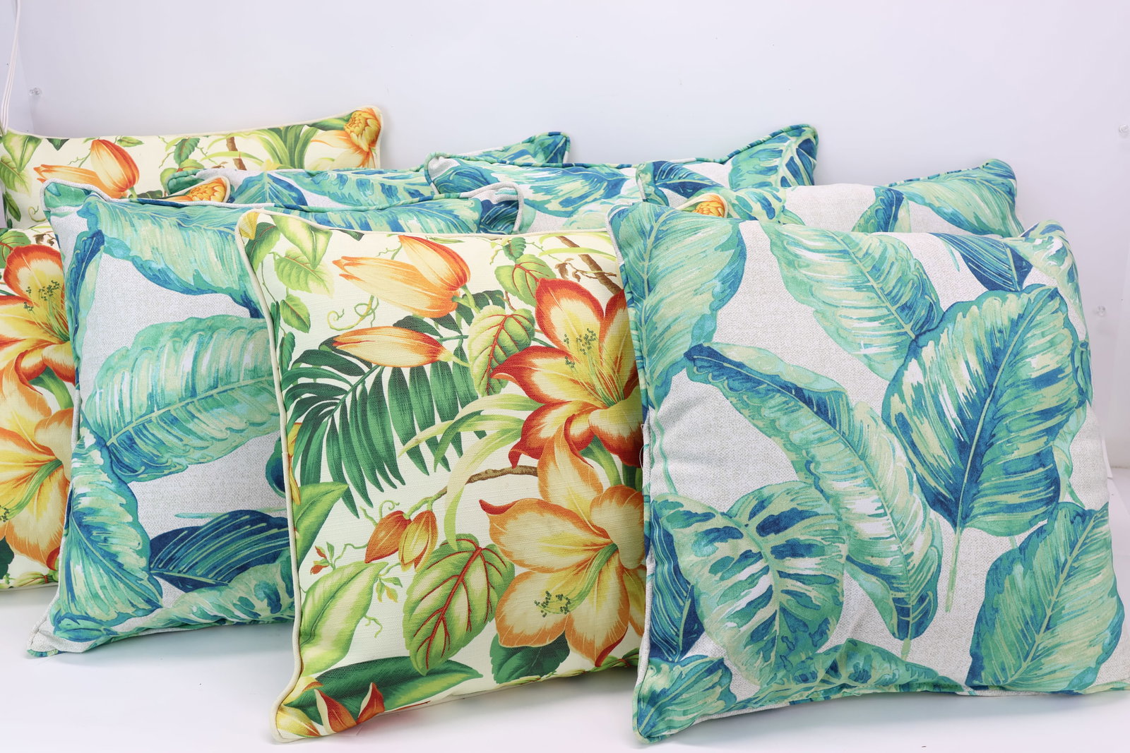 Group of 10 Floral Decorated Outdoor Throw Pillows (1 of 8)