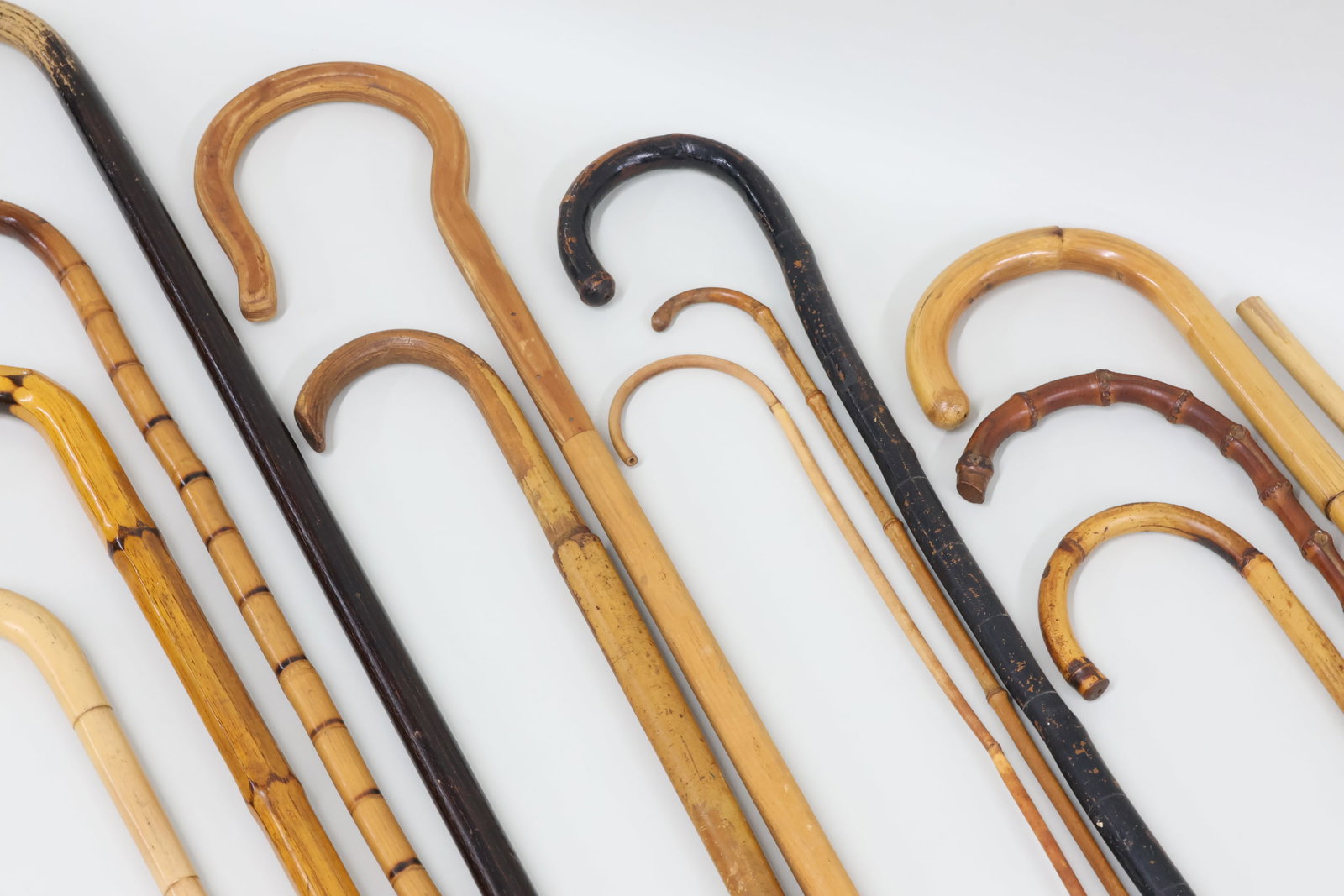 Group of Sixteen Assorted Crook Handle Walking Canes (1 of 8)