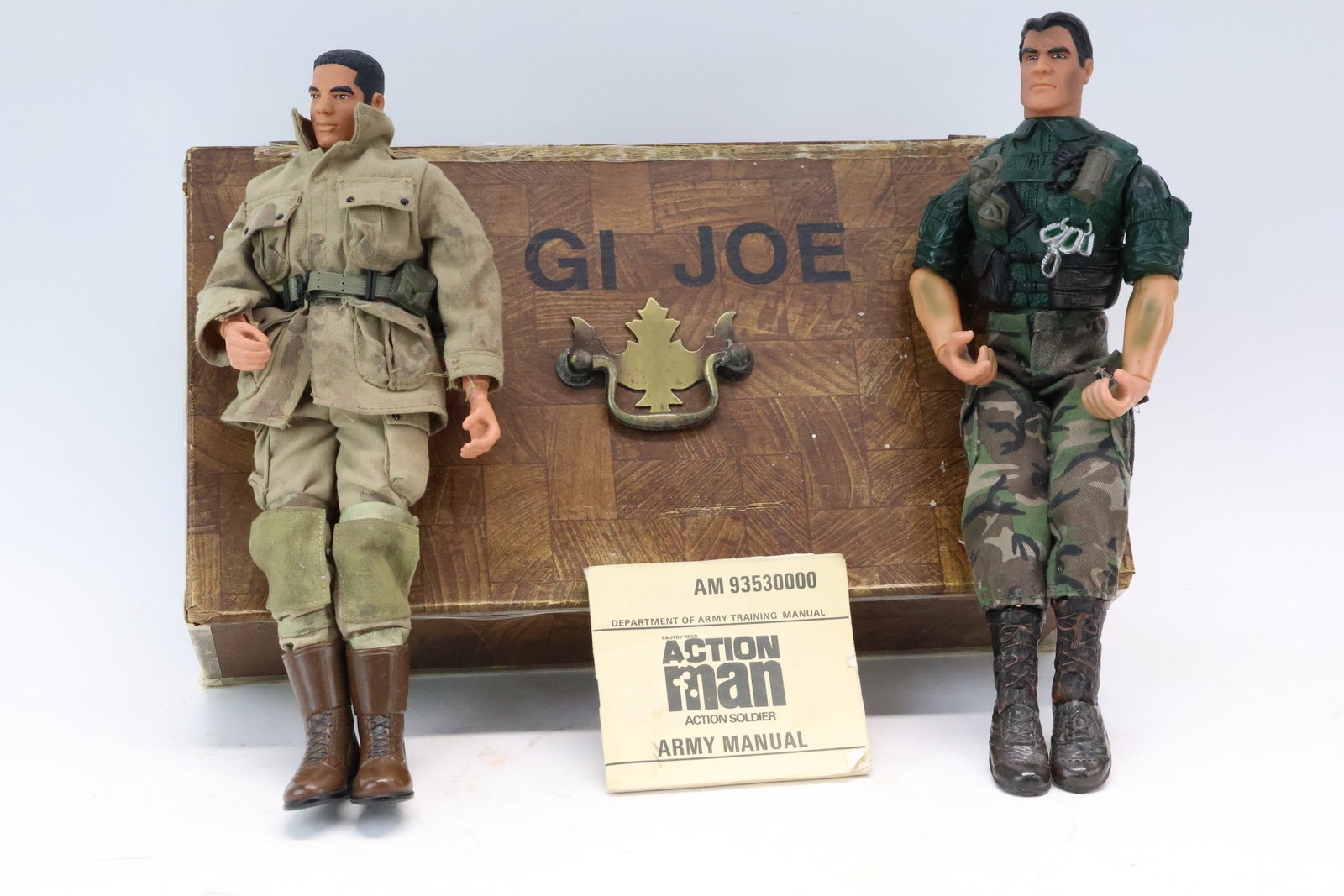 Group of Assorted Gi Joe Items (1 of 8)