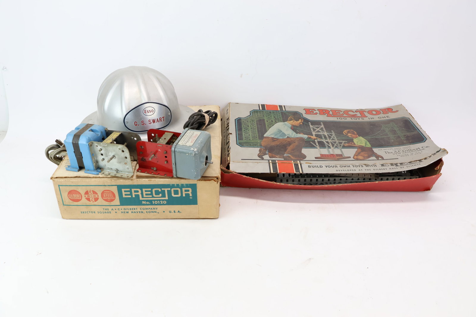 Vintage 6 1/2 Erector Set (1 of 12)