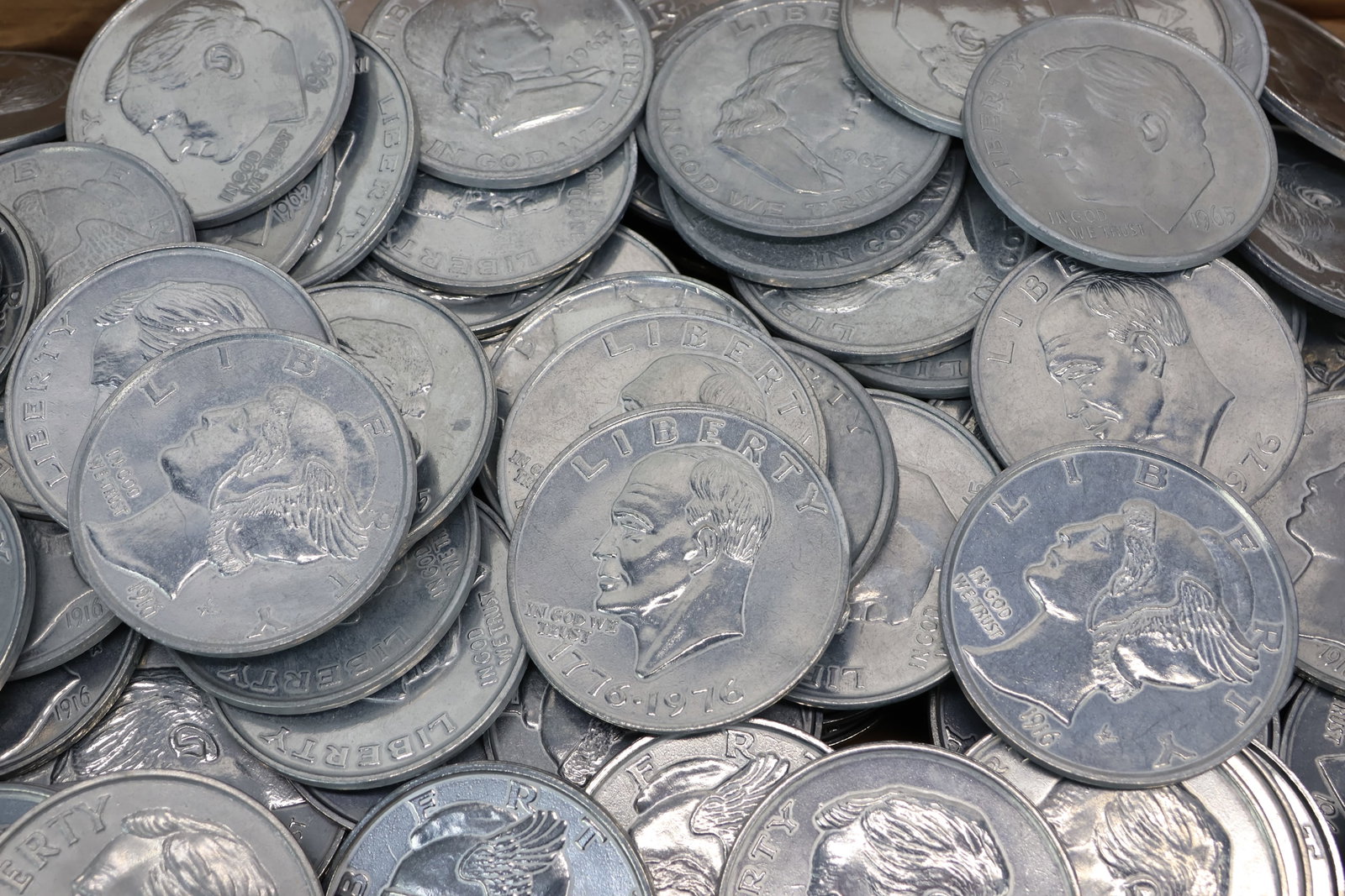 Group of 250 Assorted Faux Metal 3 inch Coins (1 of 6)