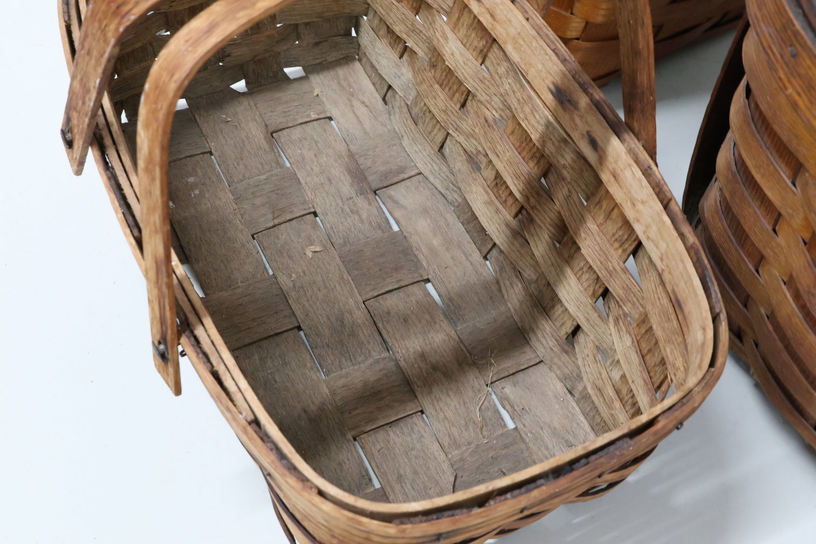 Two Vintage Split Woven Picnic Baskets - 3