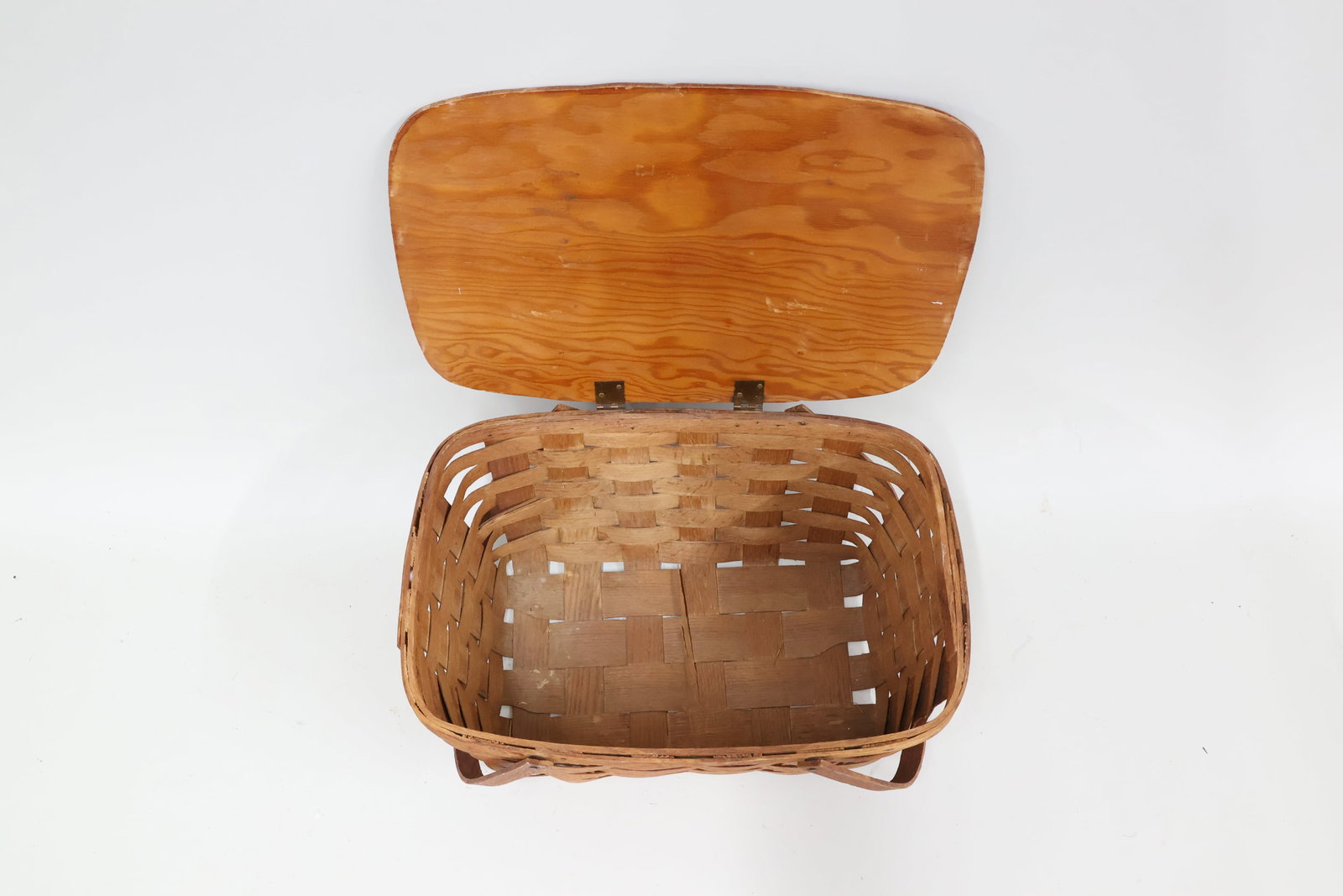 Three Vintage Split Woven Picnic Baskets - 11
