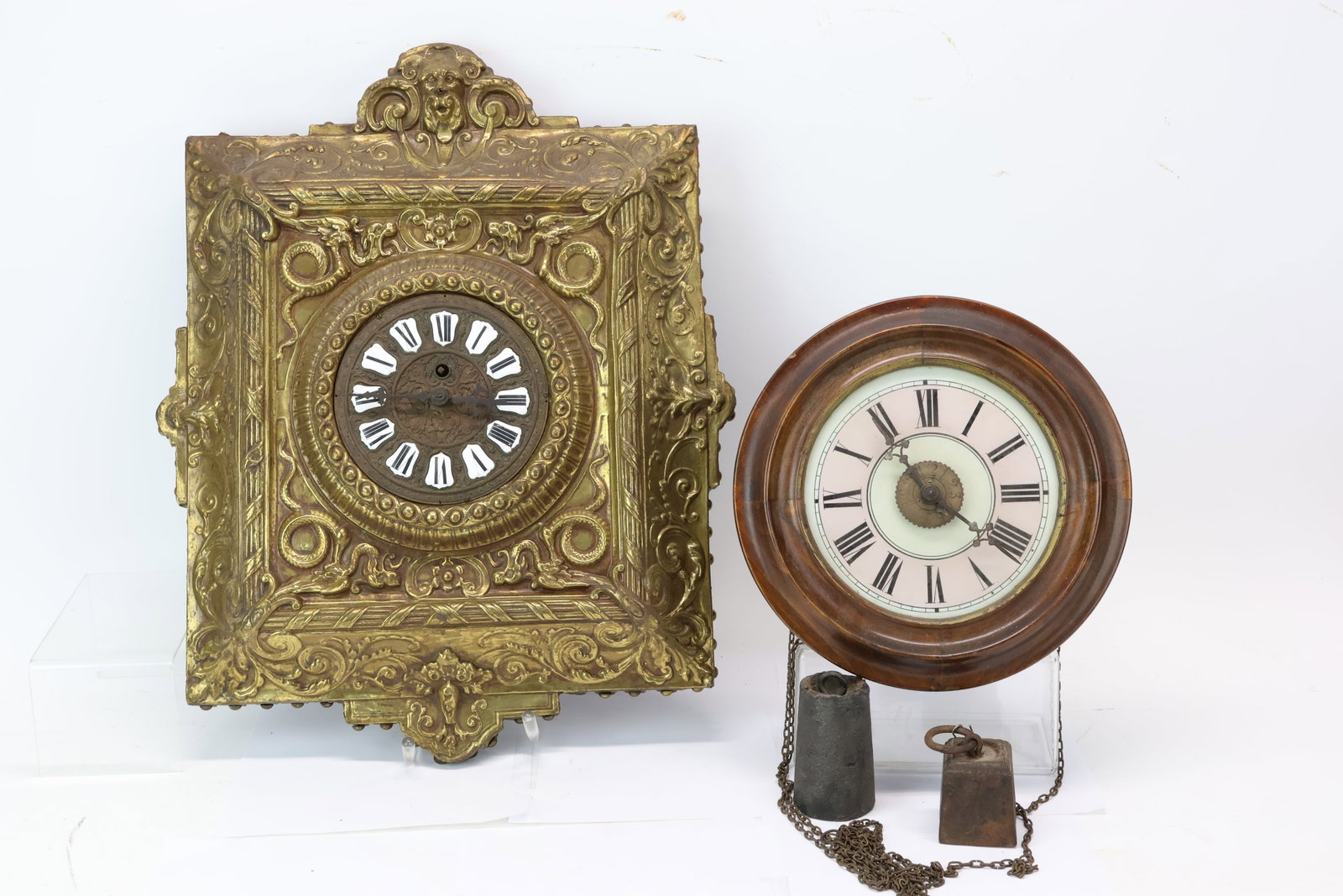 Antique Brass Embossed Wall Clock (1 of 10)