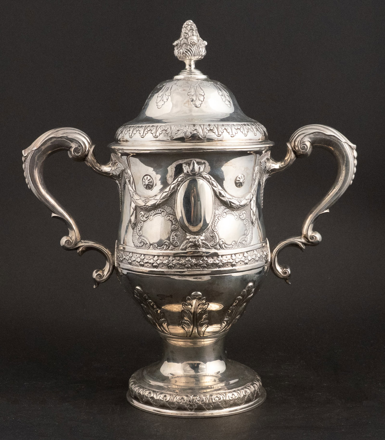George III Irish Silver Doubled Handled Cup (1 of 10)