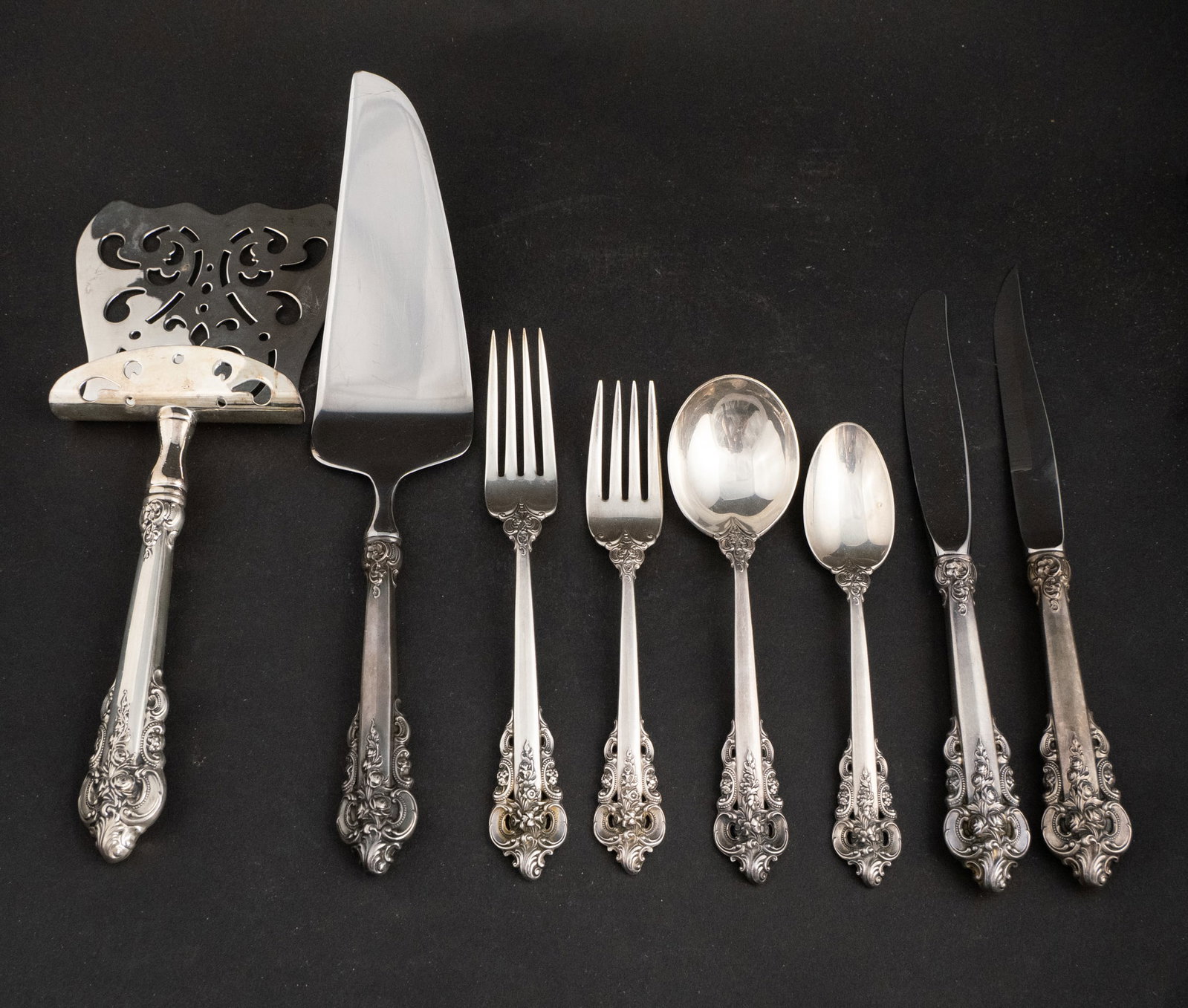 Wallace Sterling "Grand Baroque" Pattern Flatware (1 of 9)