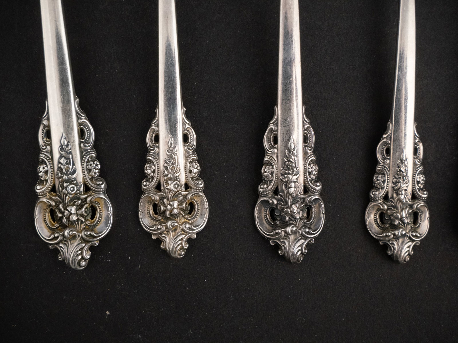Wallace Sterling "Grand Baroque" Pattern Flatware - 2