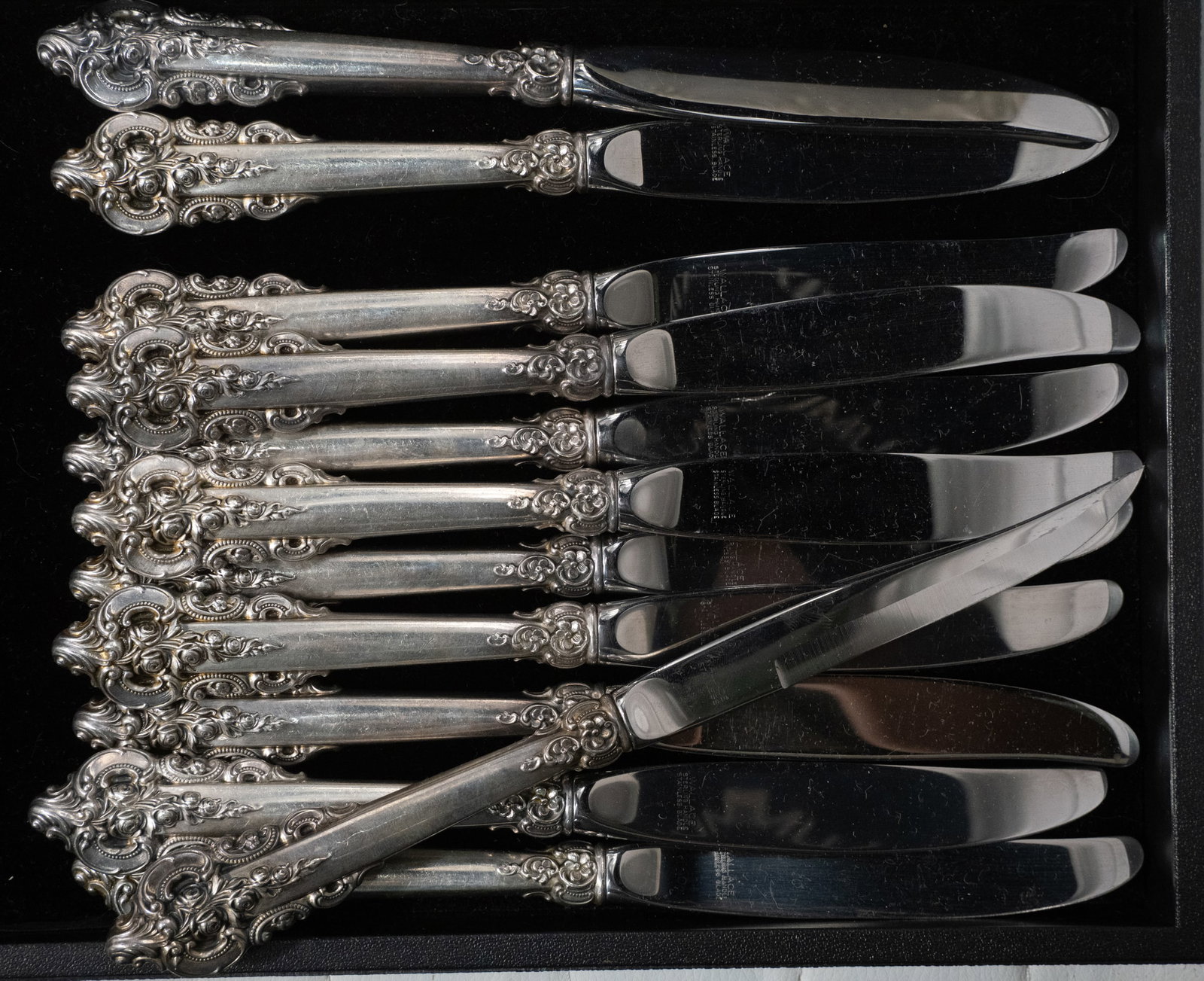 Wallace Sterling "Grand Baroque" Pattern Flatware - 9