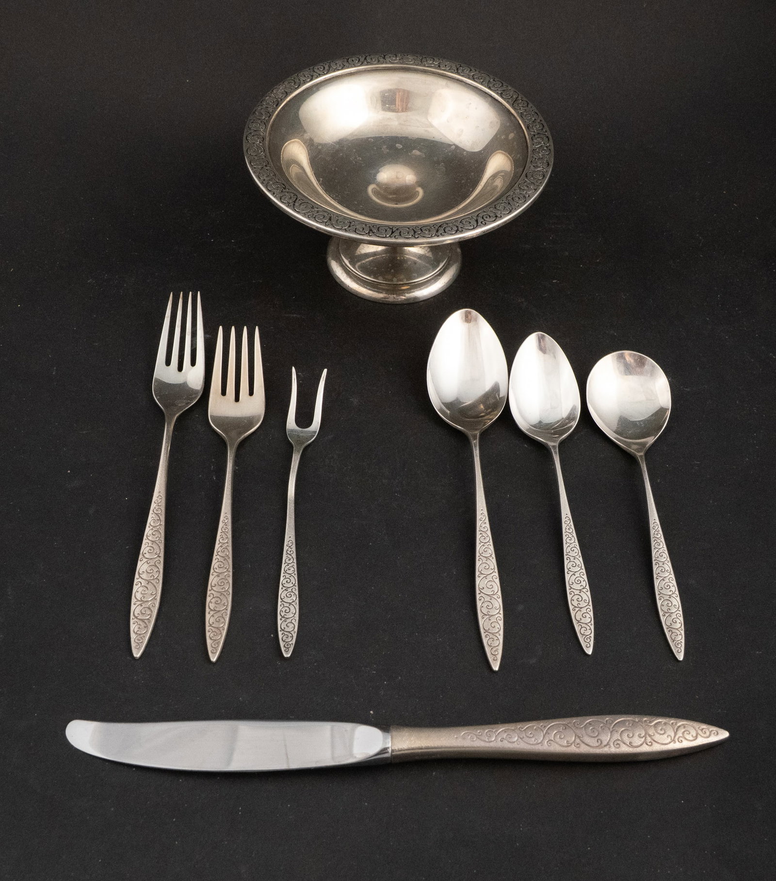 Wallace Sterling "Spanish Lace" Silver and Flatware (1 of 12)