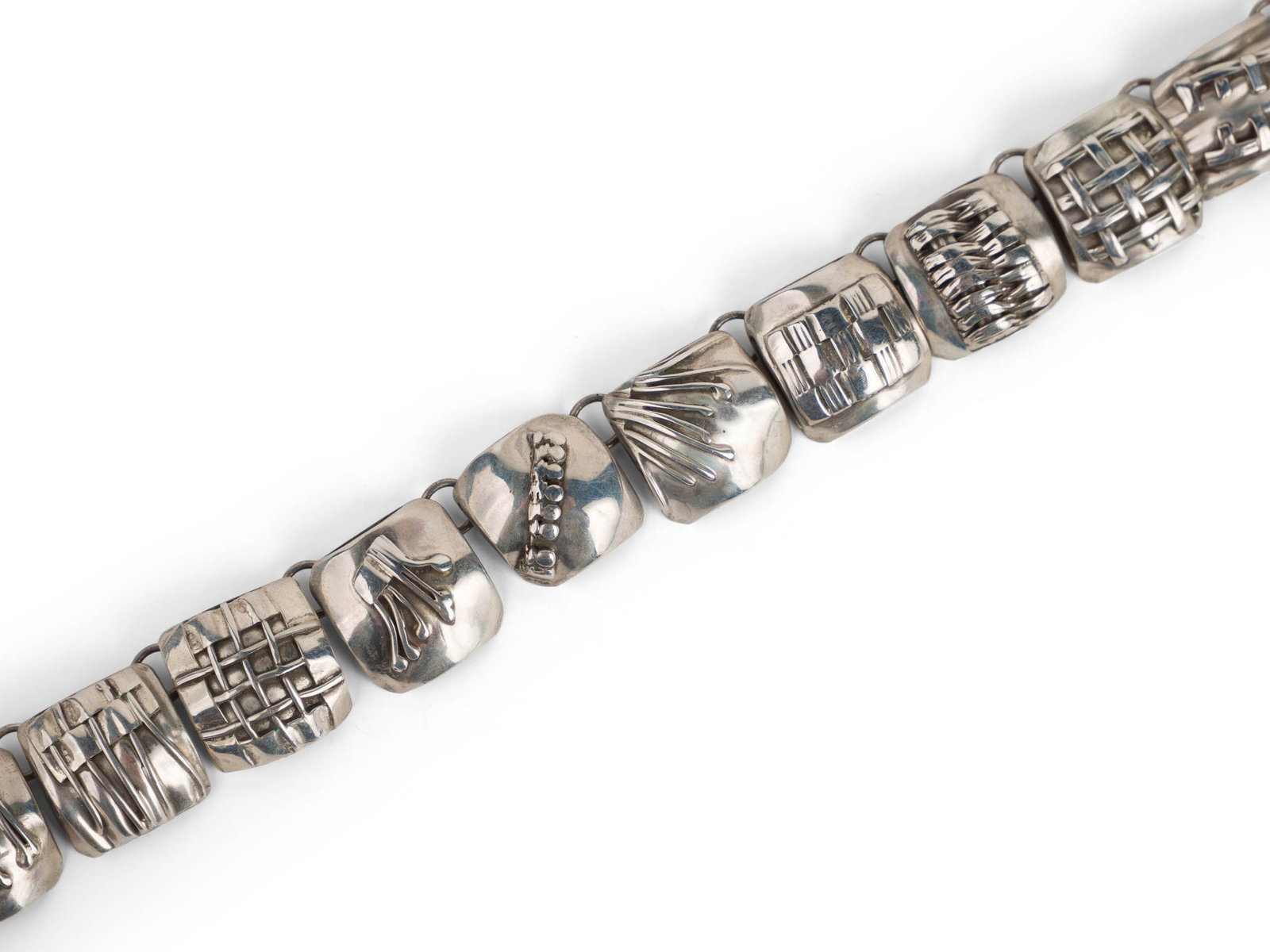 Modern Silver Necklace (1 of 6)