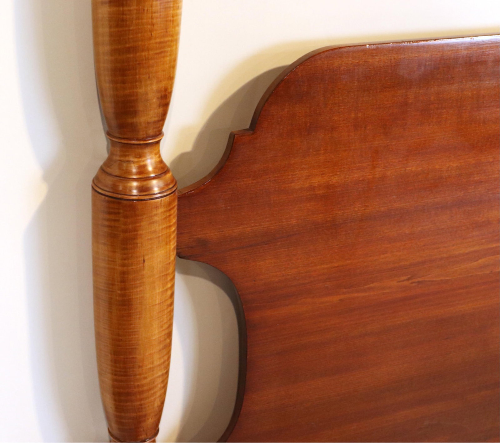 Federal Figured Maple Tall Post Bedstead - 11