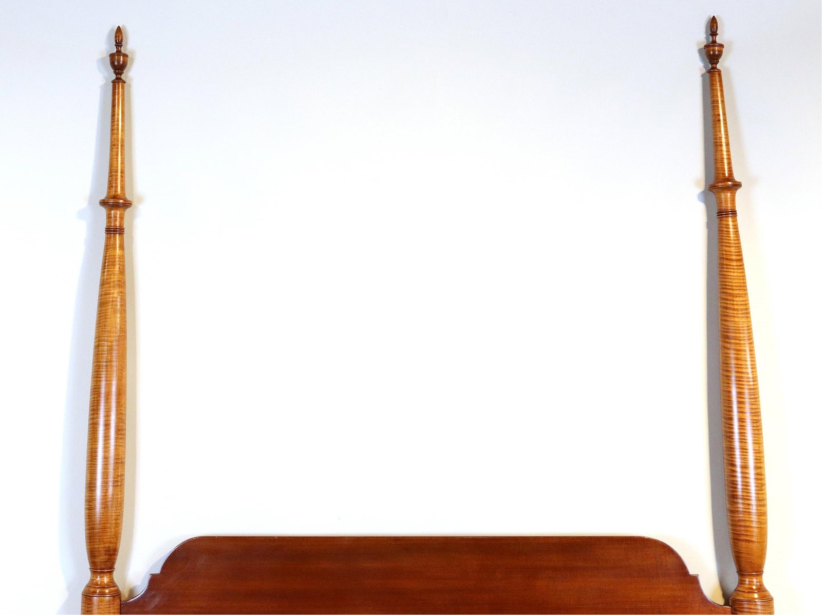 Federal Figured Maple Tall Post Bedstead - 8