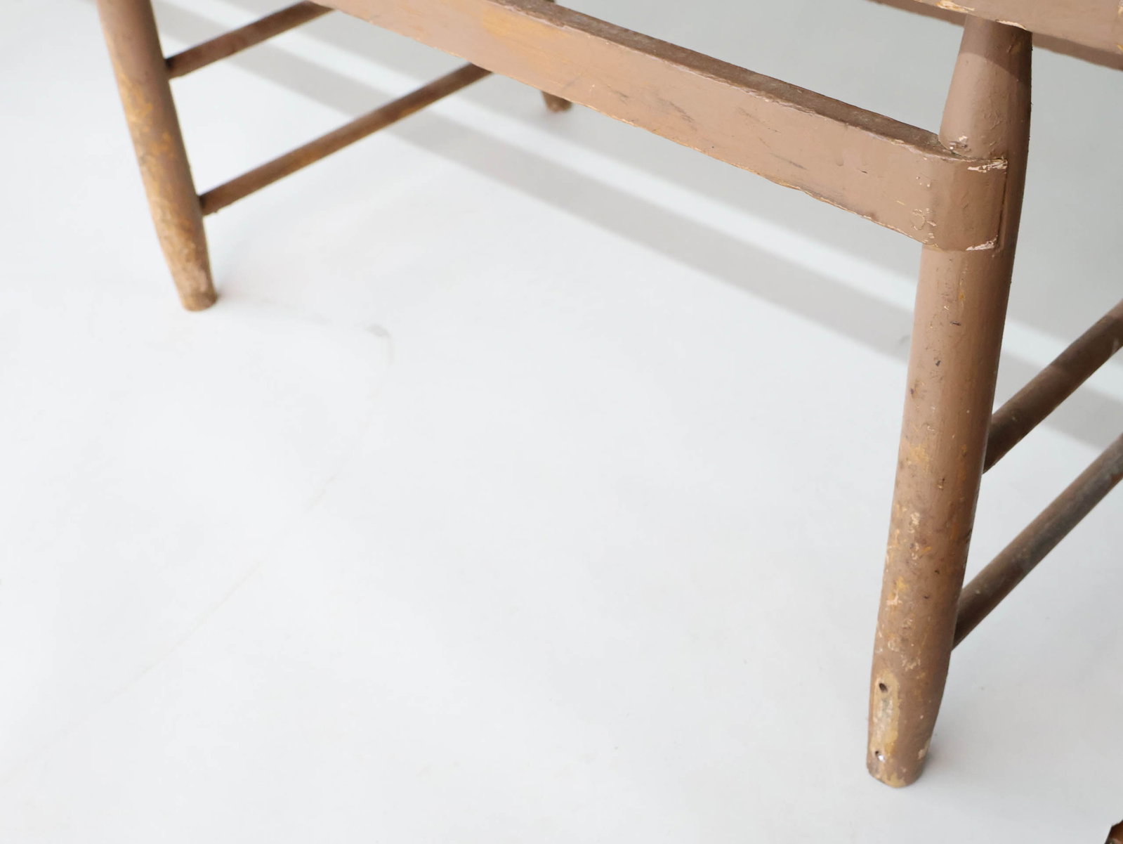 Brown-Painted Windsor Bench - 7