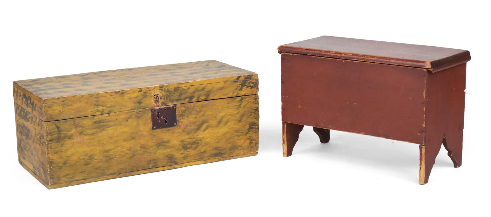 Sponge Decorated Box: Sponge Decorated Box American, 19th C. Together with a miniature red painted blanket chest. Losses, surface distress, wear. Provenance: Property of a Private Bernardsville, NJ Collection 13 1/4 x 20