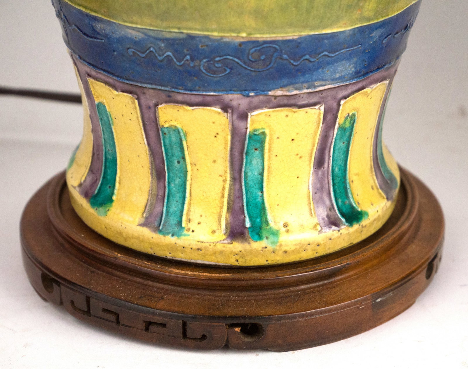 Three Chinese Vases - 2