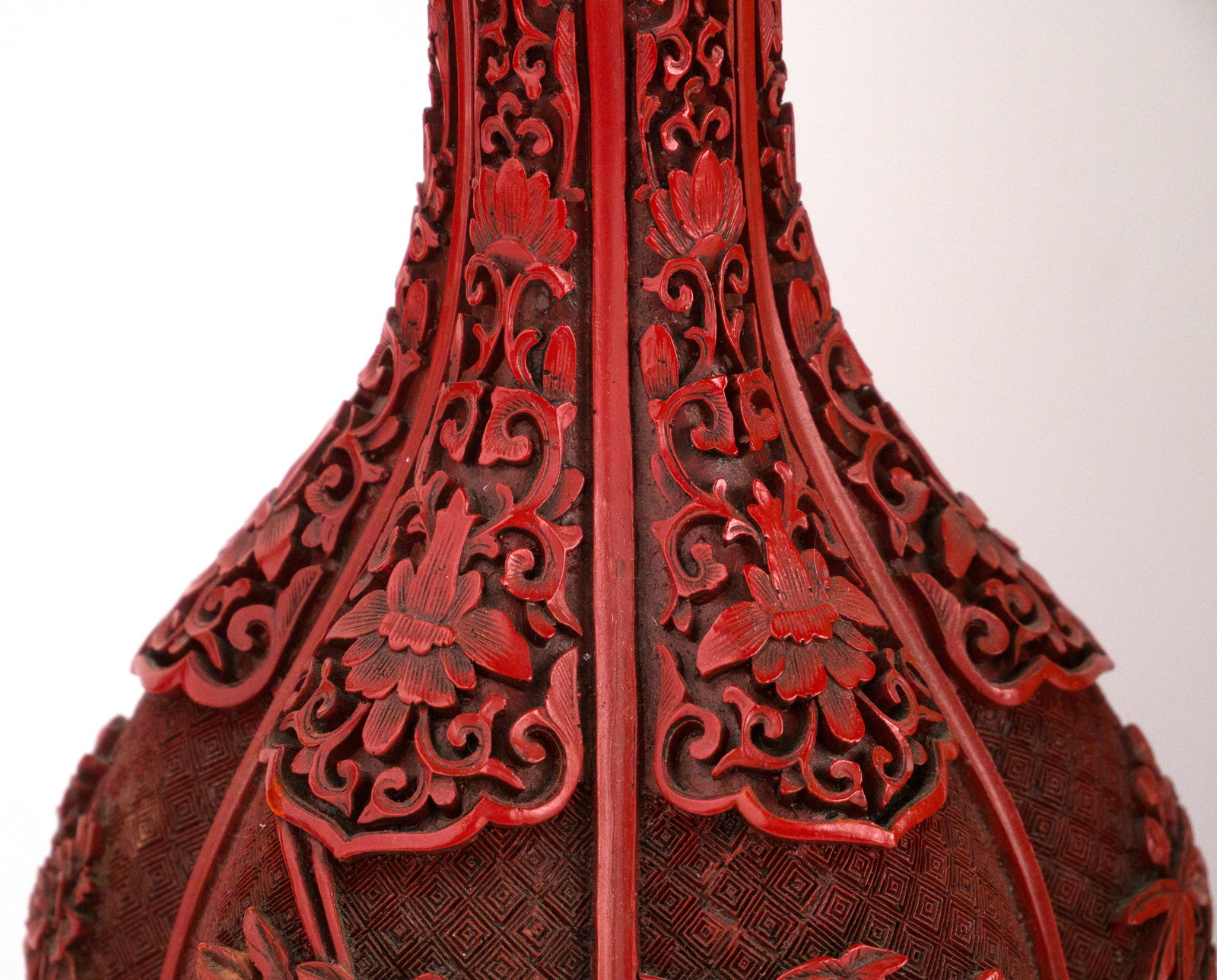 Three Chinese Vases - 6