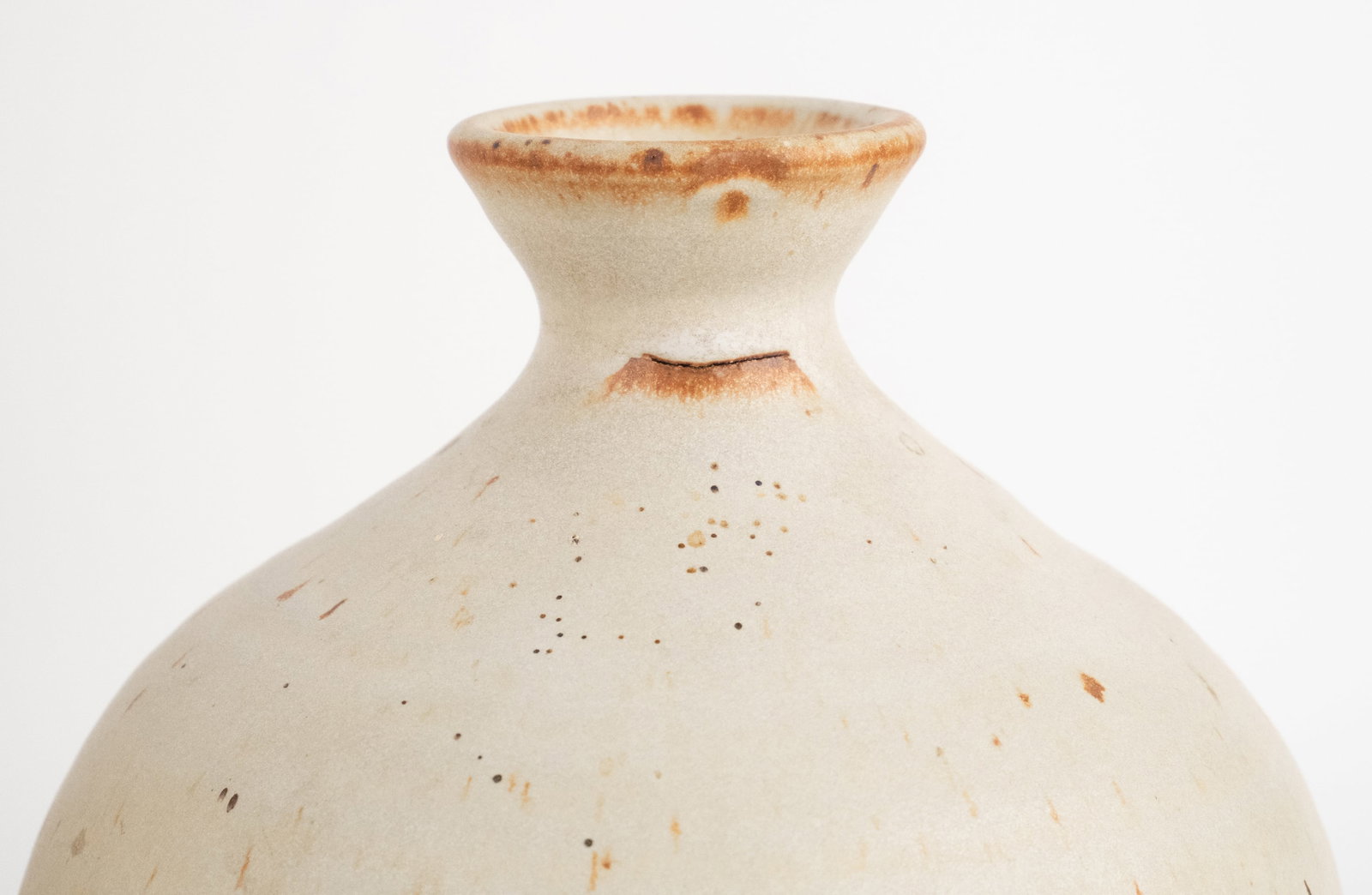 Four Art Pottery Table Articles - 8