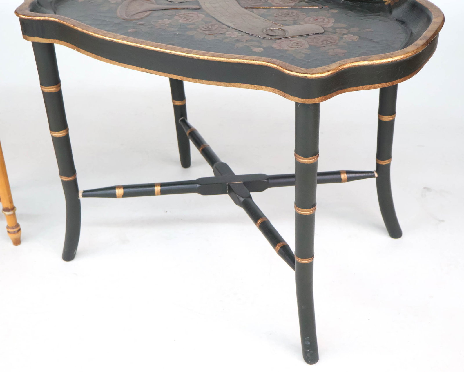 Neoclassical Style Paint-Decorated Side Table - 10