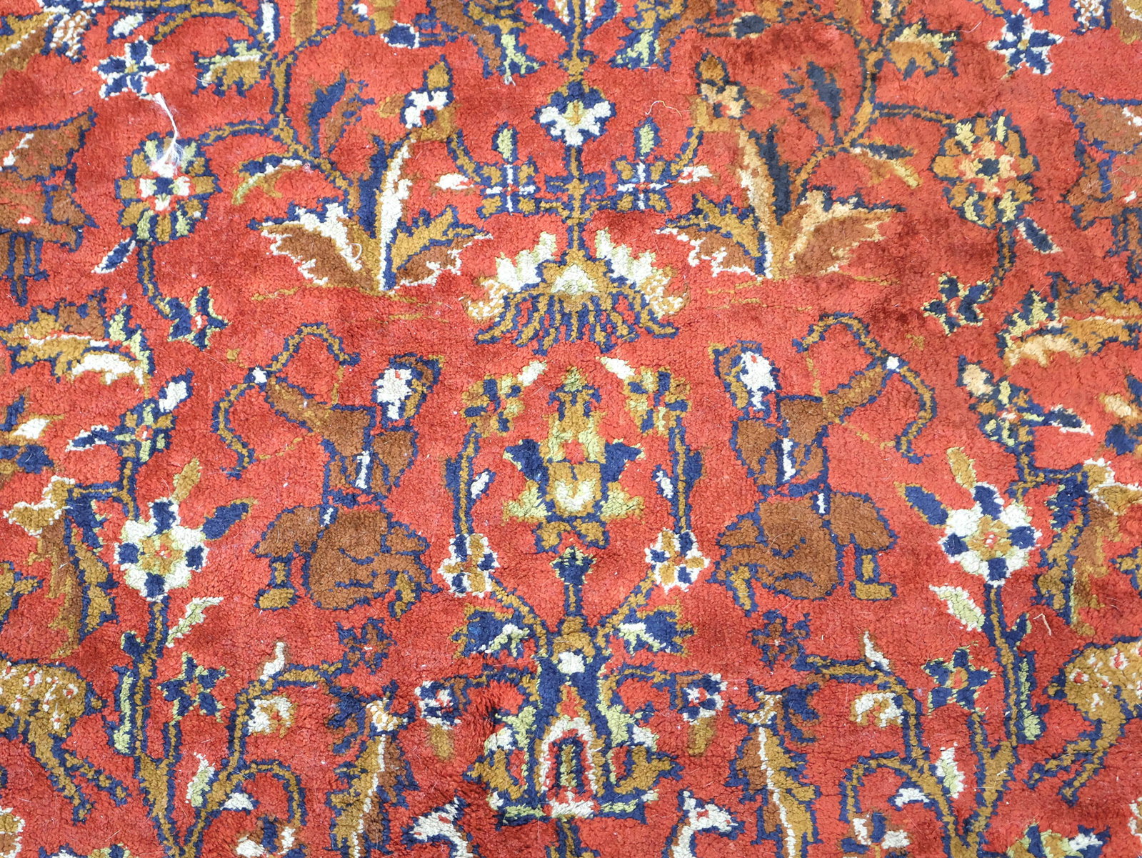 Machine-Made Rug with Hunting Pattern - 10