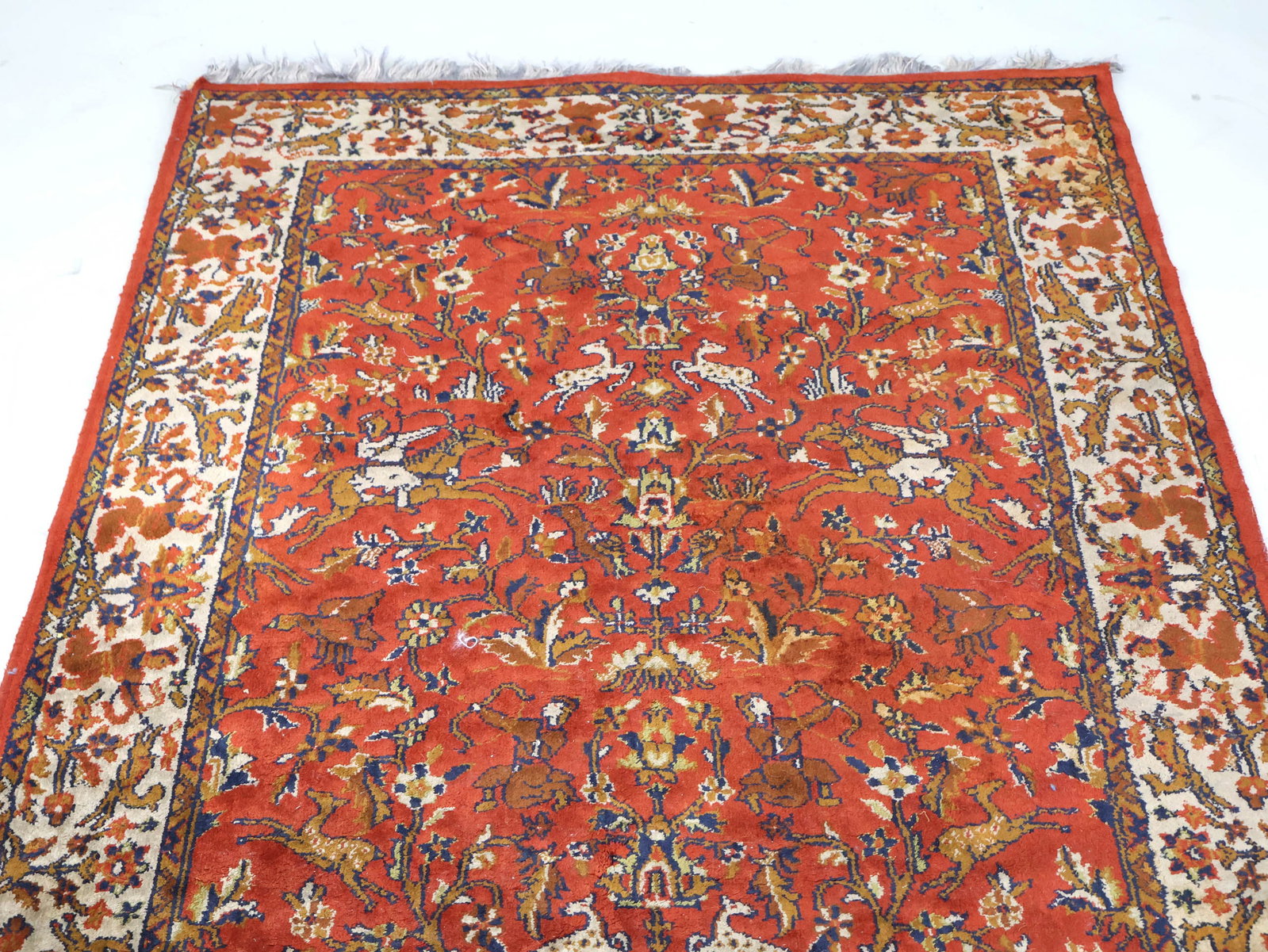 Machine-Made Rug with Hunting Pattern - 2