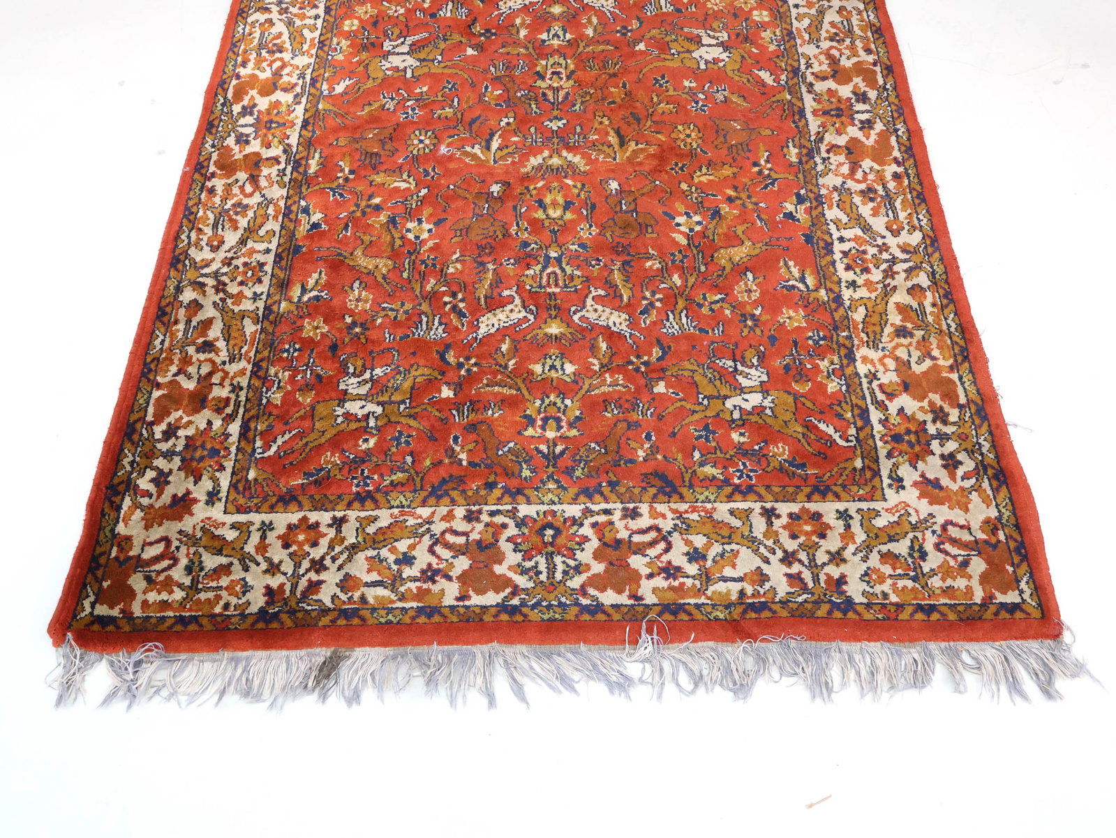 Machine-Made Rug with Hunting Pattern - 4