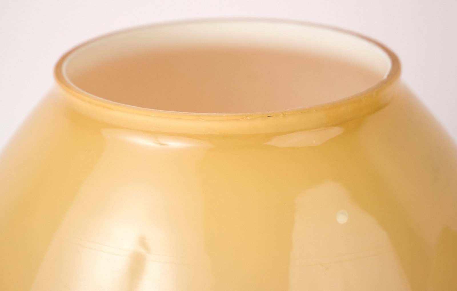 Four Peach Blow Table Articles - 3