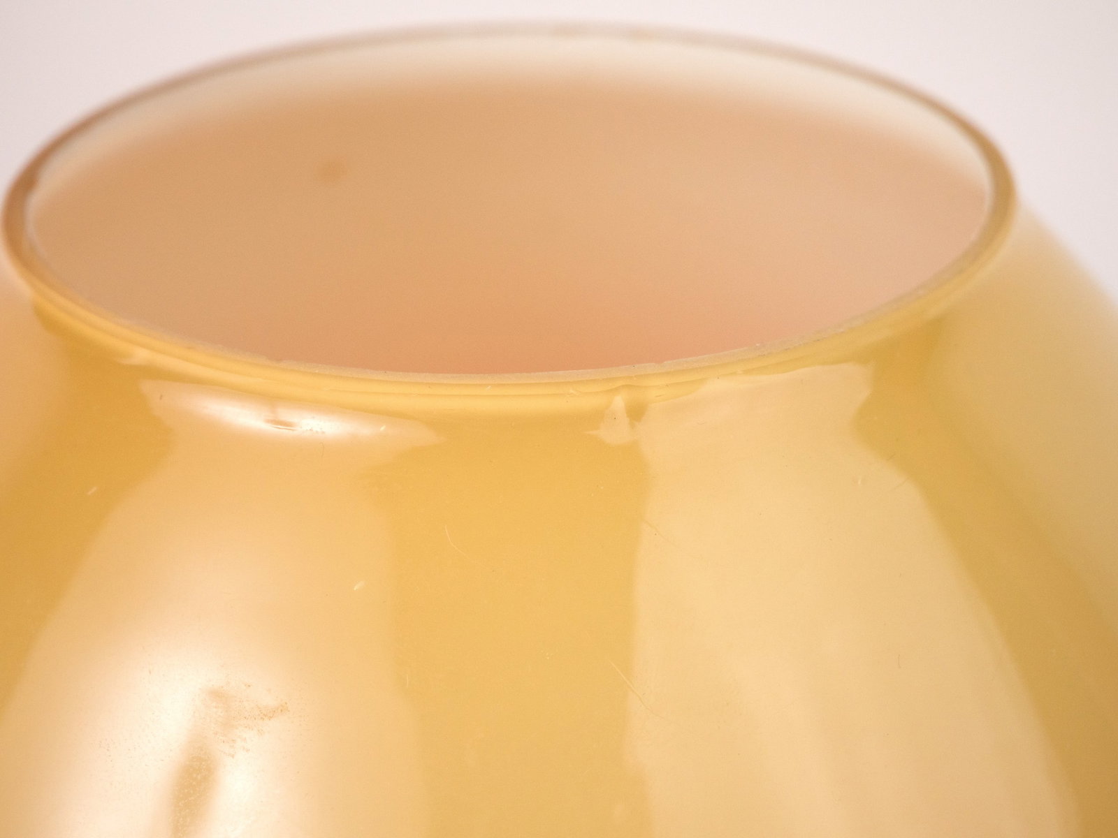 Four Peach Blow Table Articles - 5