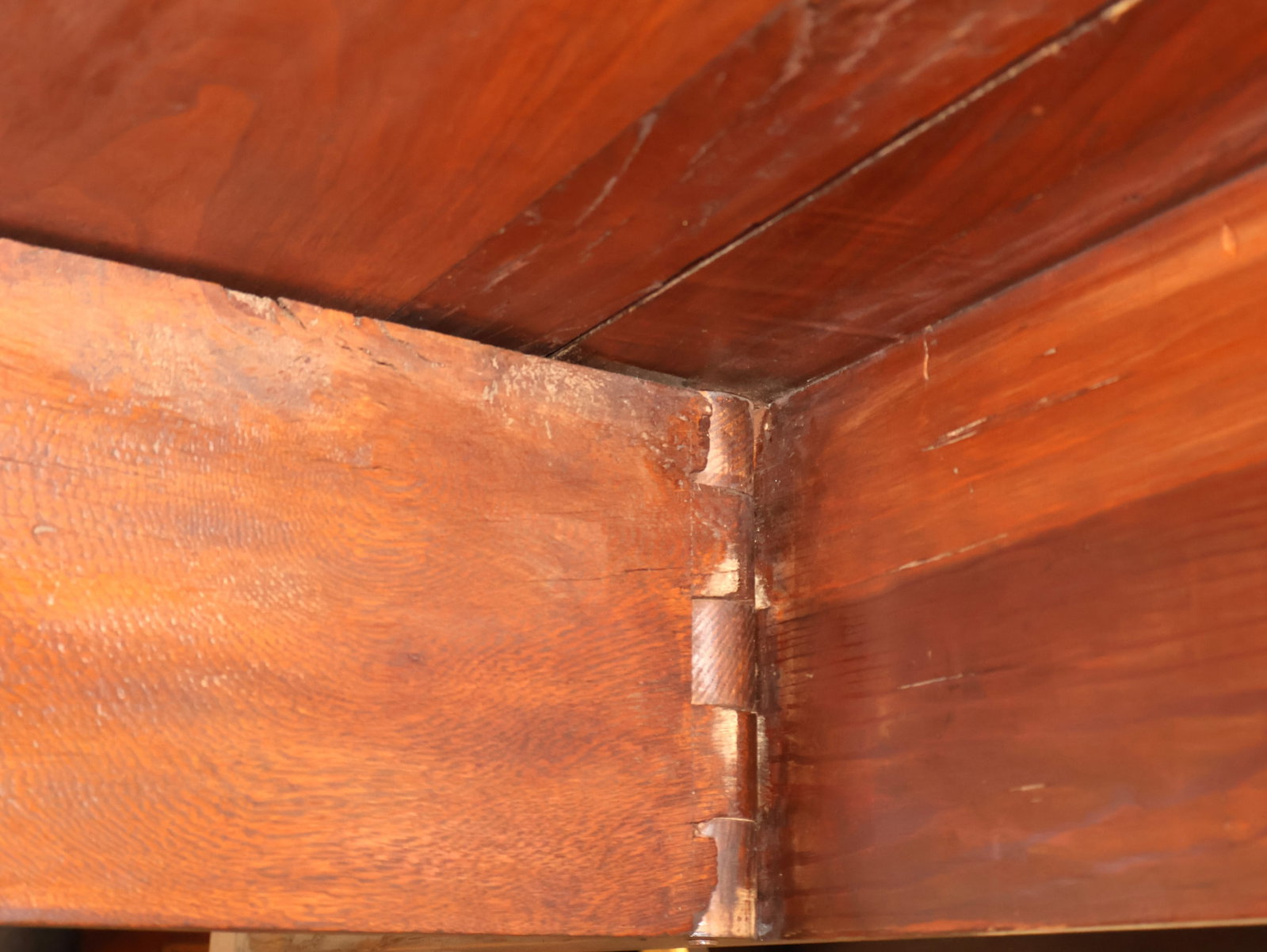 Chippendale Carved Walnut Drop-Leaf Dining Table - 10