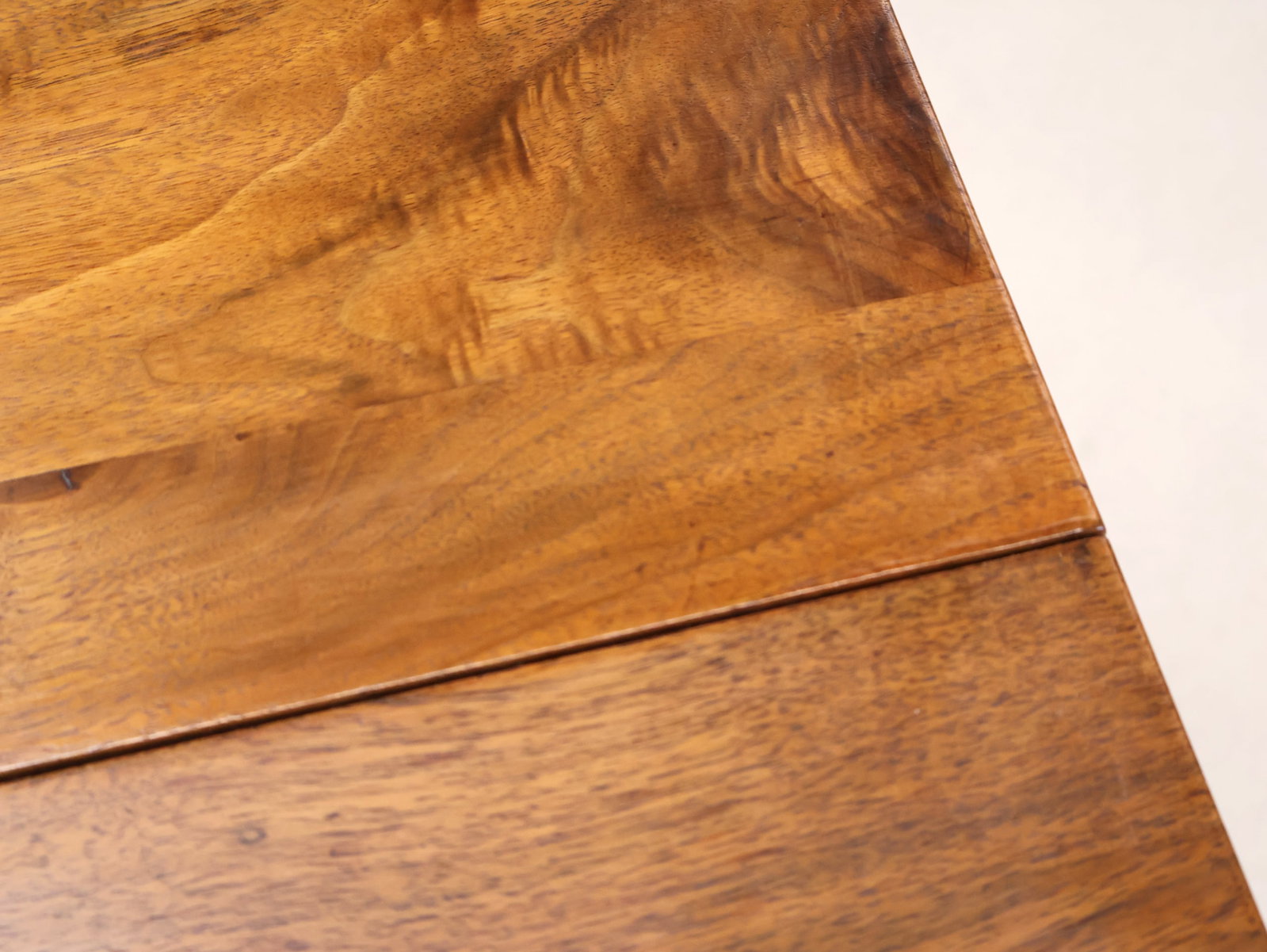 Chippendale Carved Walnut Drop-Leaf Dining Table - 11