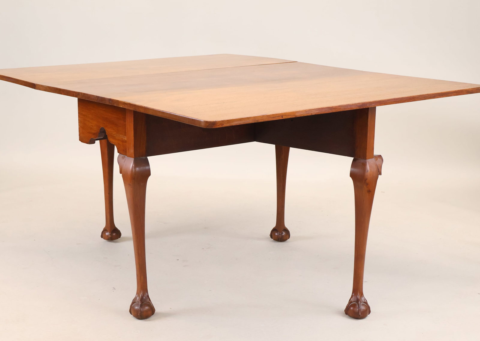 Chippendale Carved Walnut Drop-Leaf Dining Table - 5