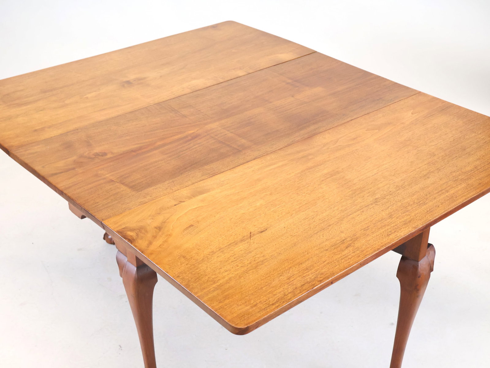 Chippendale Carved Walnut Drop-Leaf Dining Table - 6