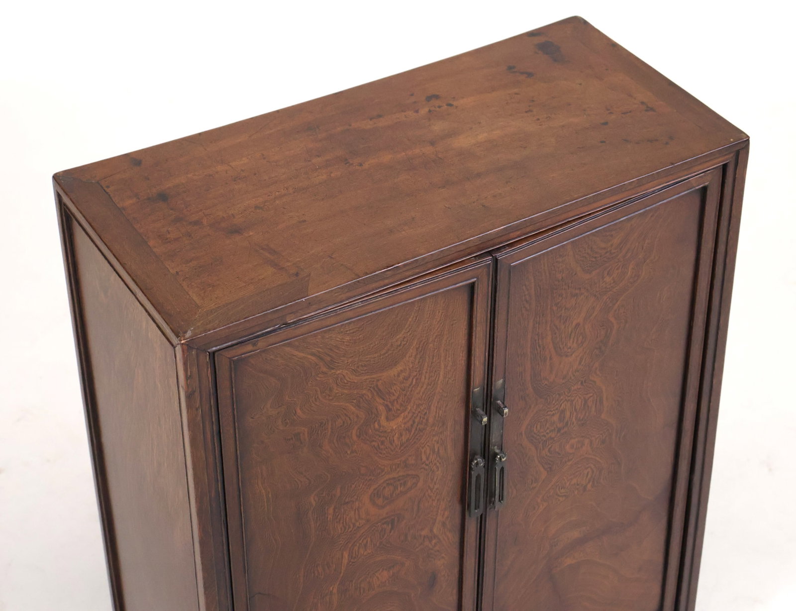 Chinese Longyan Cabinet - 3