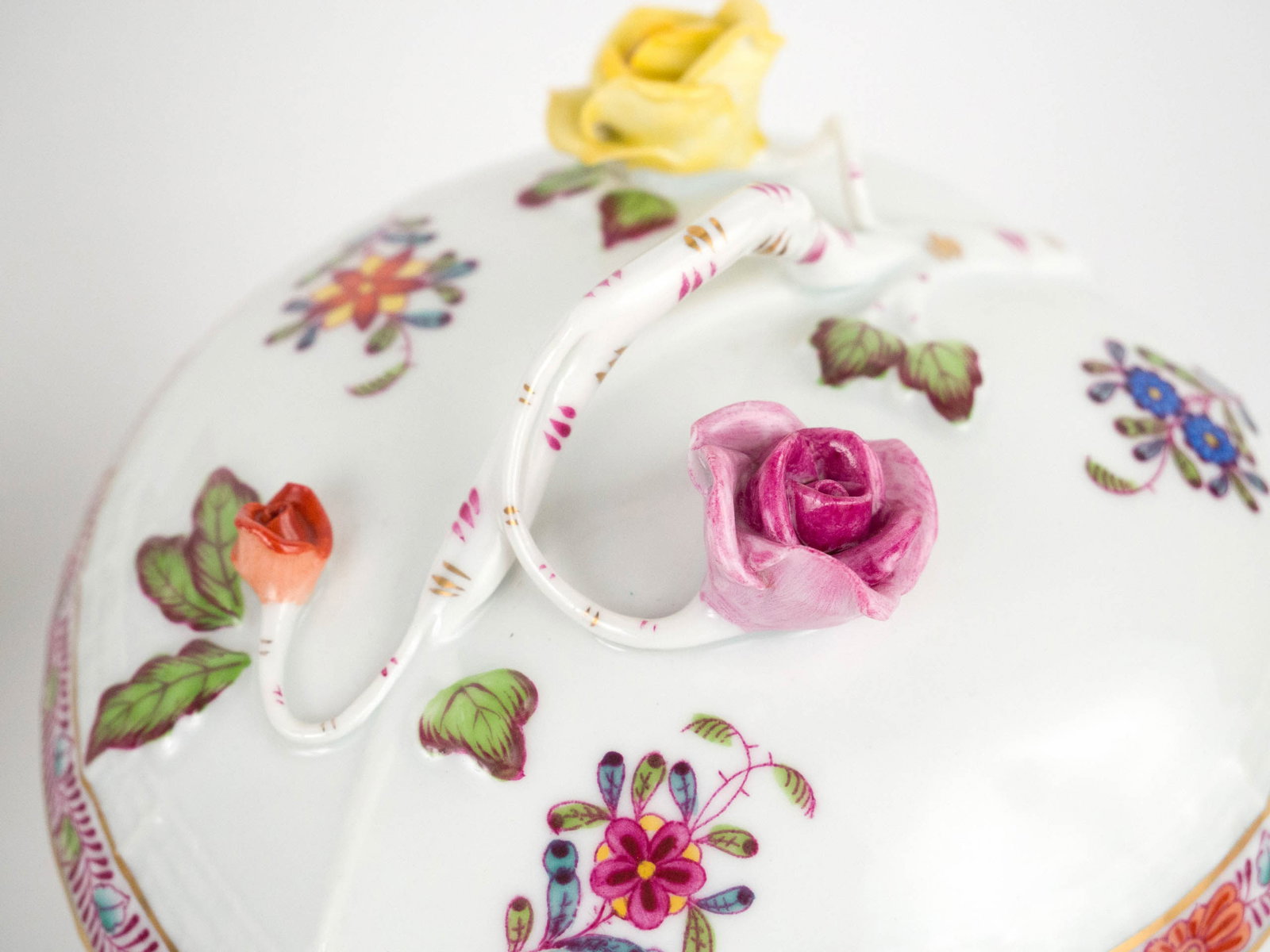 Four Herend "Chinese Bouquet" Table Articles - 3
