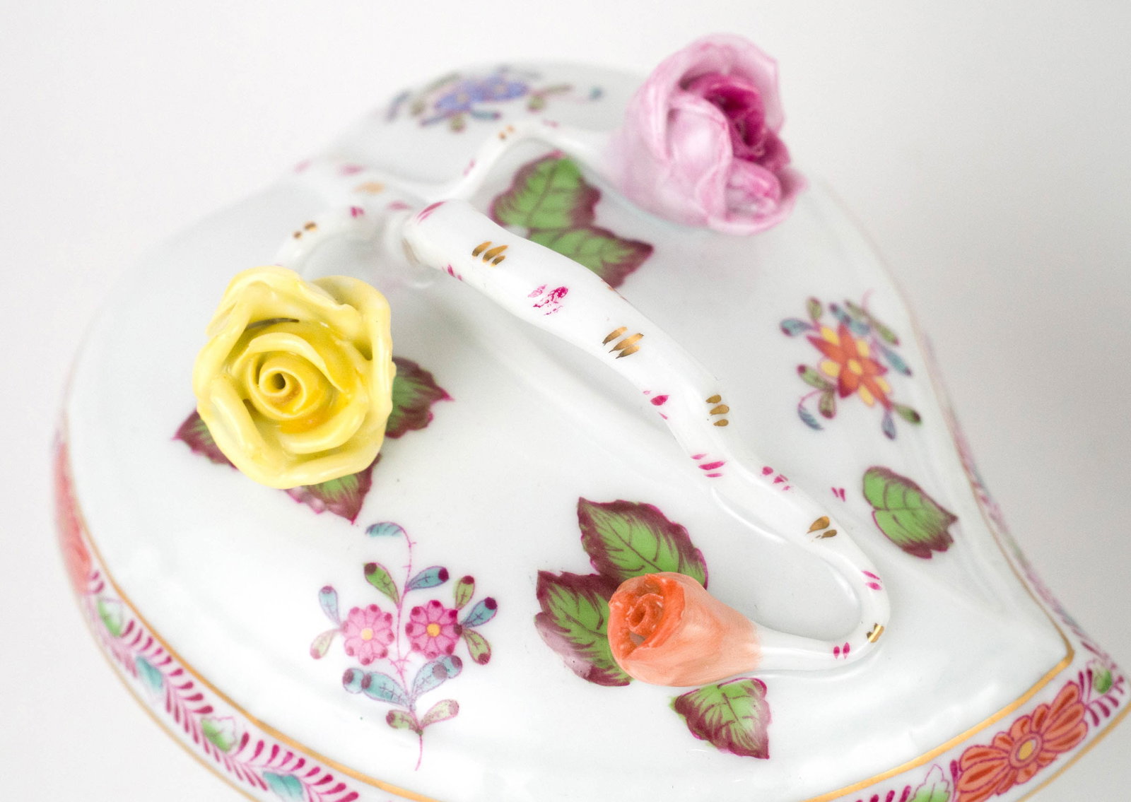 Four Herend "Chinese Bouquet" Table Articles - 4