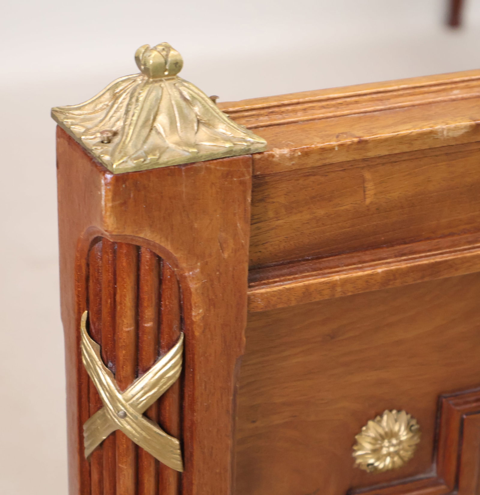 Neoclassical Style Ormolu-Mounted Walnut Bedstead. - 9